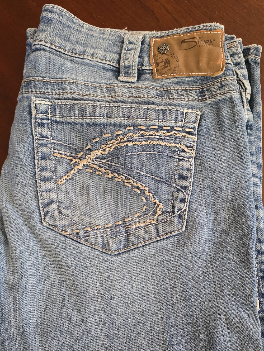 Silver Jeans Light Blue Denim with Contrast Stitching